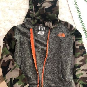 Boys Northface camouflage hooded Sweatshirt